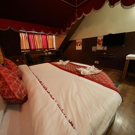 Hotel Yak Manāli Eksteriør billede