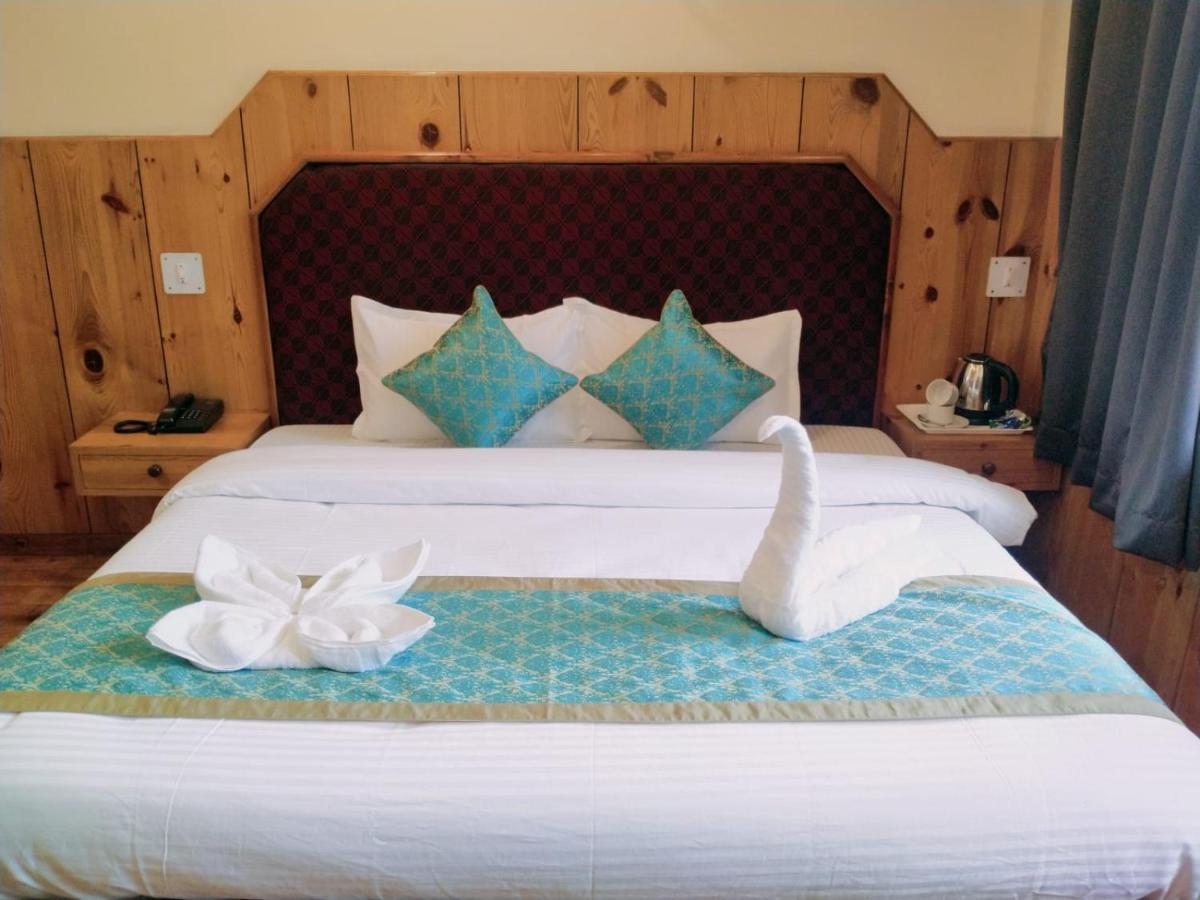 Hotel Yak Manāli Eksteriør billede