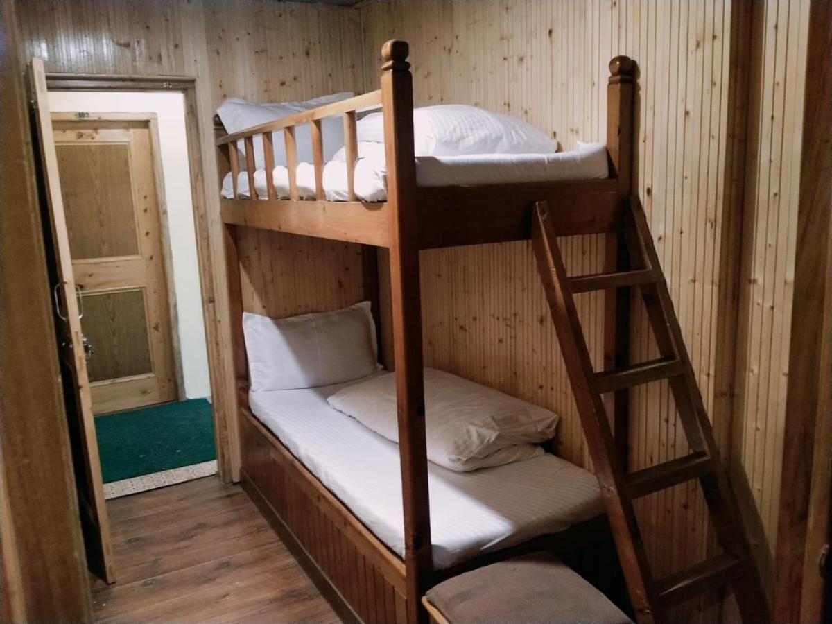 Hotel Yak Manāli Eksteriør billede