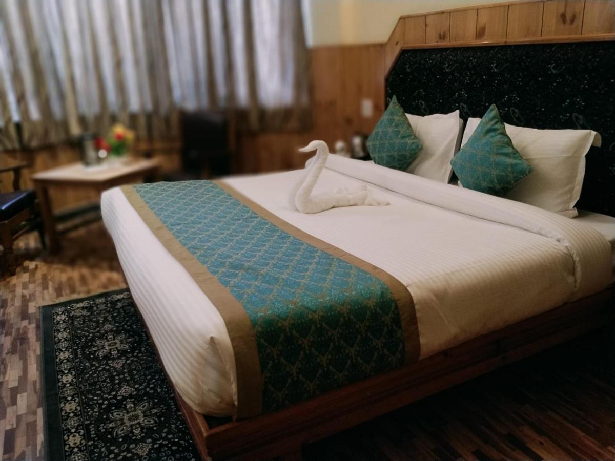Hotel Yak Manāli Eksteriør billede