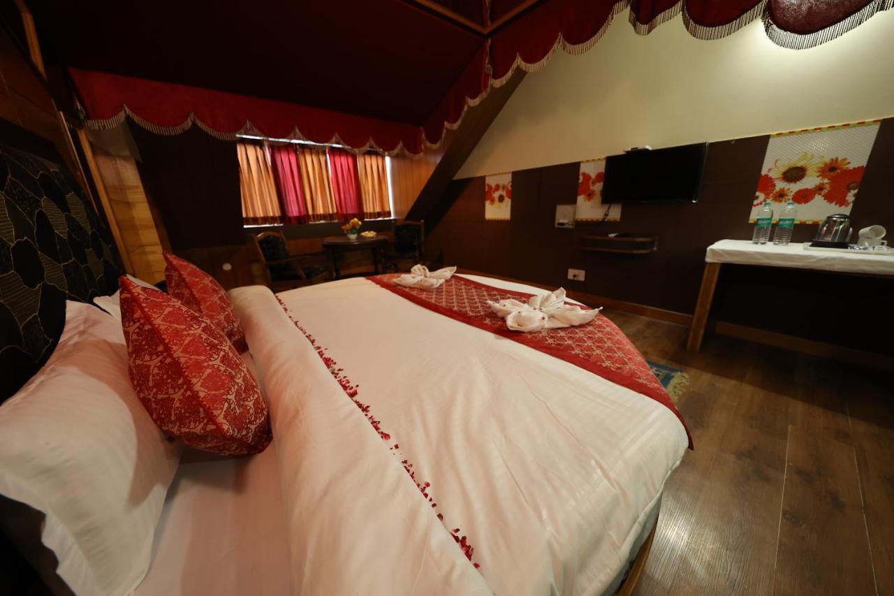 Hotel Yak Manāli Eksteriør billede