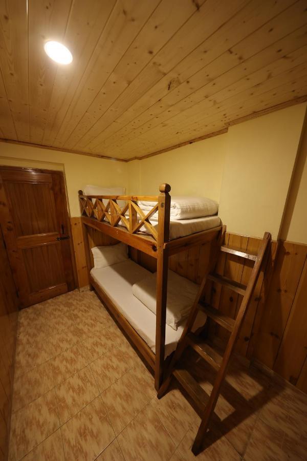Hotel Yak Manāli Eksteriør billede